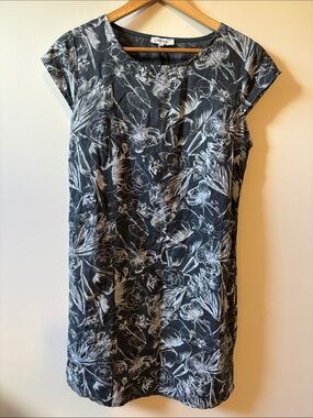 Linen Luv Floral Shift Summer Dress in Gray & White Floral Pattern